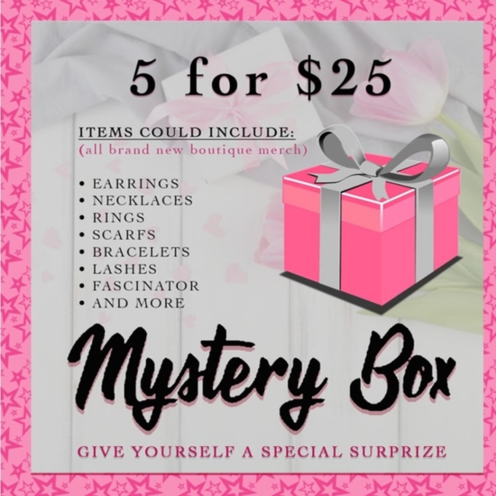 ❤️Mystery  Box with Accessories - Women
Perfect Gift 🎄🌲🎅🏼